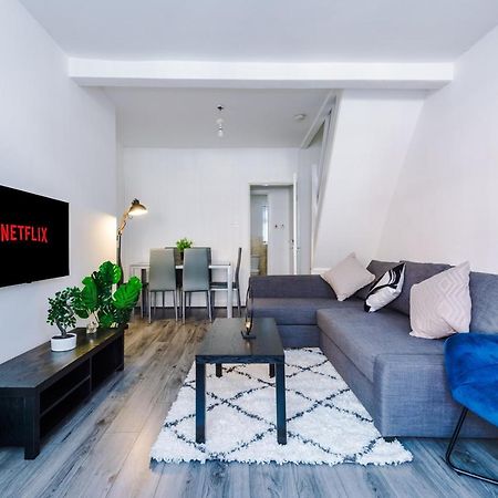 Stylish 2 Bedroom House, Entire Home, Free Parking, Wifi & Netflix 利物浦 外观 照片