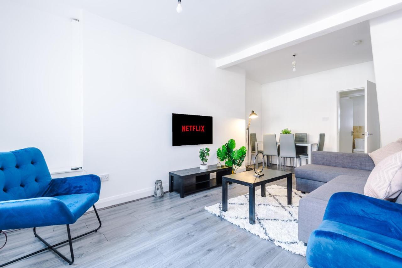 Stylish 2 Bedroom House, Entire Home, Free Parking, Wifi & Netflix 利物浦 外观 照片